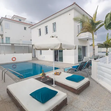 Casa De Nicole Protaras